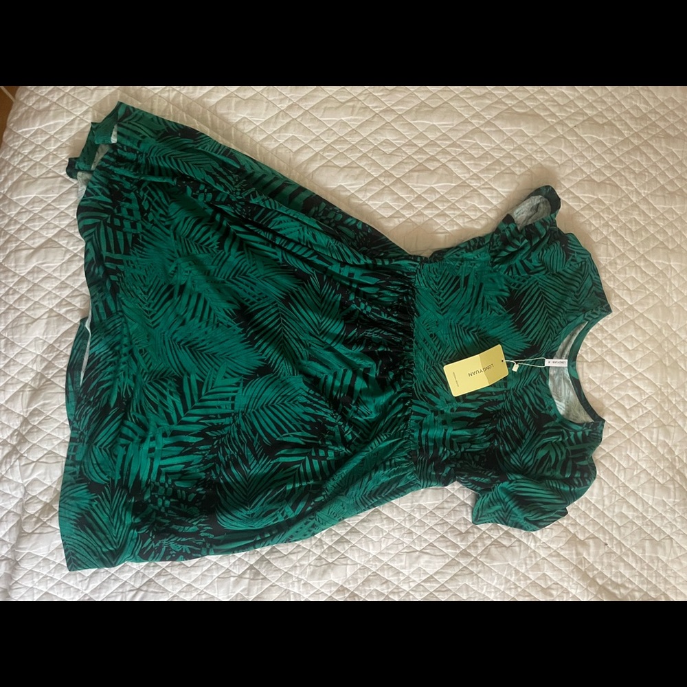 Green palm leaf dress. Below knee / at knee